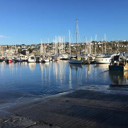 Summer In Free Car Parking Included 4* Кинсэйл