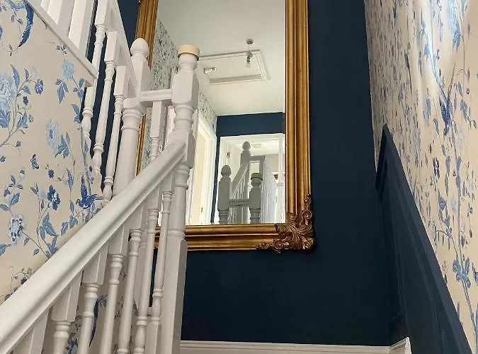 Summer In Free Car Parking Included Кинсэйл