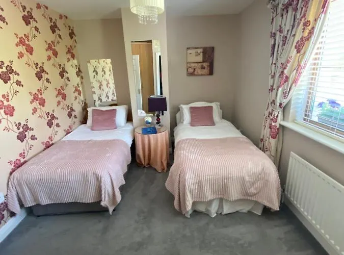 Summer In Free Car Parking Included 4*