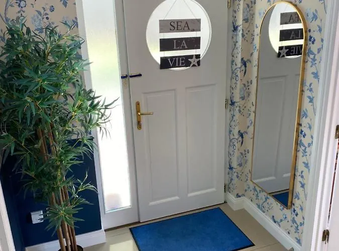 Summer In Free Car Parking Included 4*